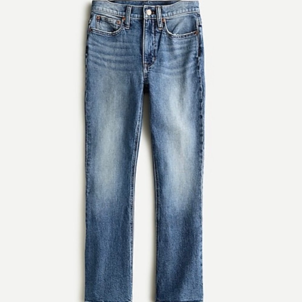 9" Demi Boot Crop Jean in Indigo Jones Wash